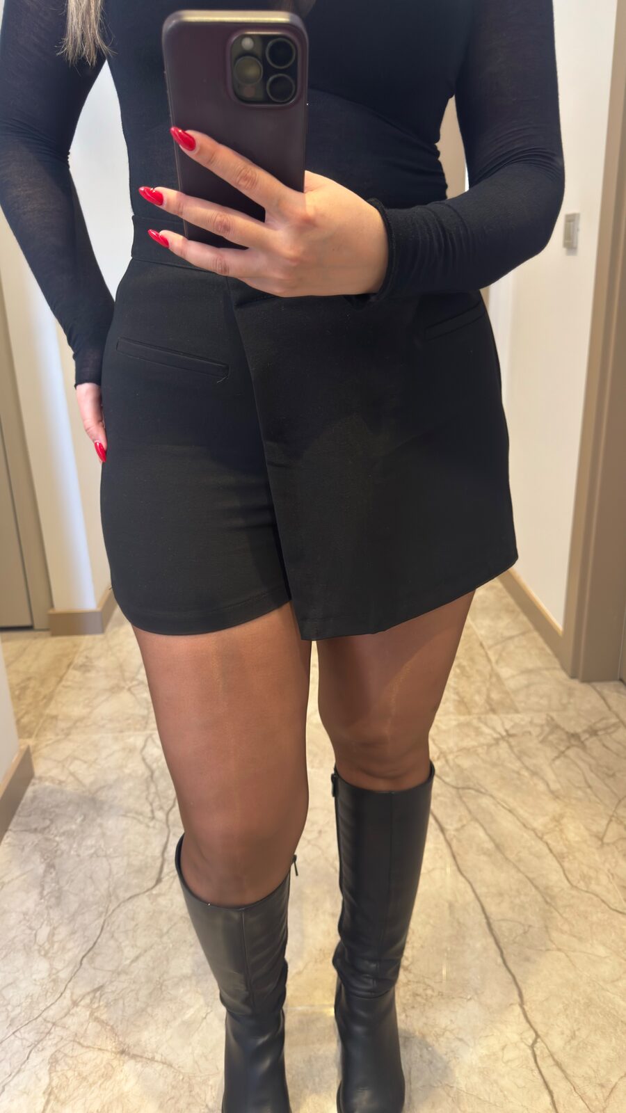 Lia Etek