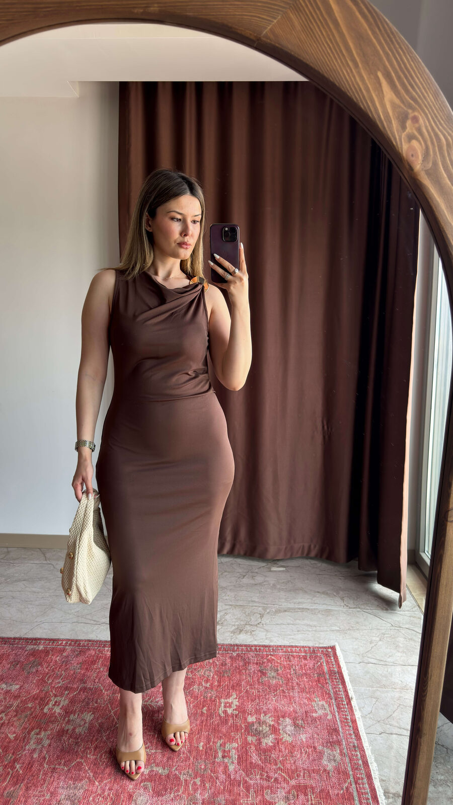 Mocha Elbise