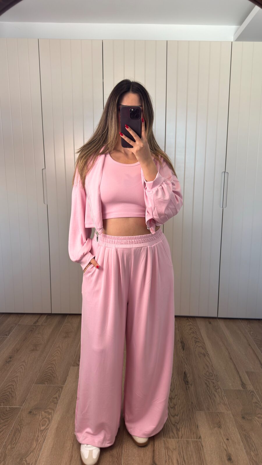 Pembe Eşofman Takımı