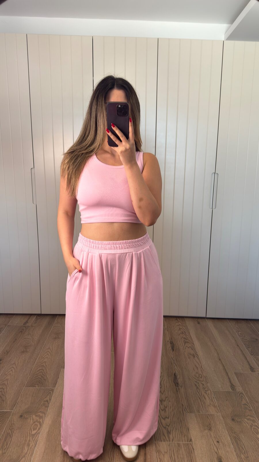 Pembe Eşofman Takımı